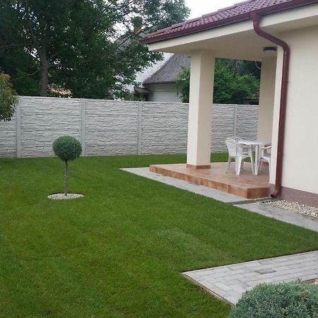 Rekreacny Dom Flora Villa Velky Meder Ngoại thất bức ảnh
